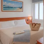 Noris Hotel