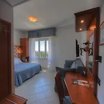 Noris Hotel 3*