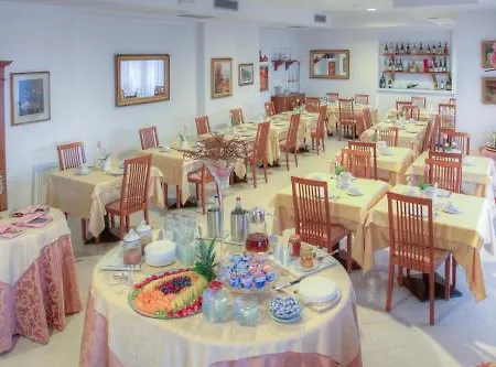 Noris 3* Finale Ligure