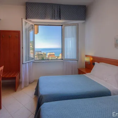 Noris 3* Finale Ligure