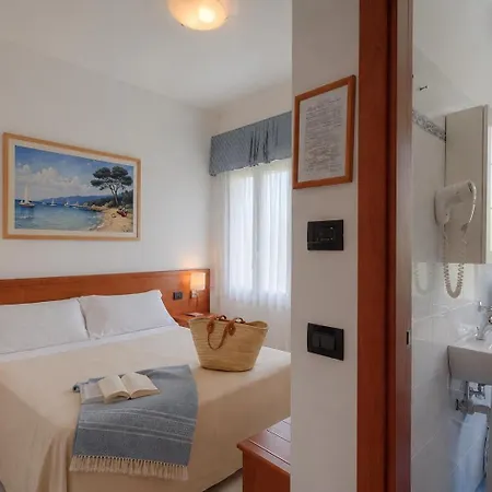Hotel Noris